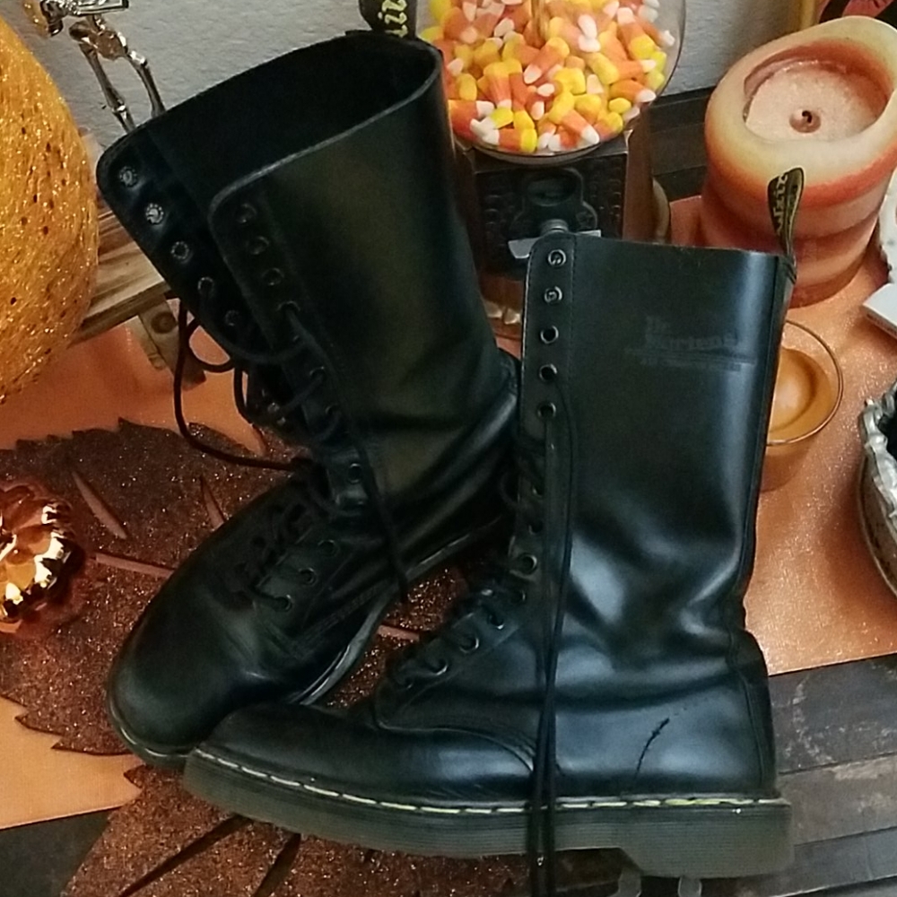 Vintage Dr Martens Mens Size 7 made in England